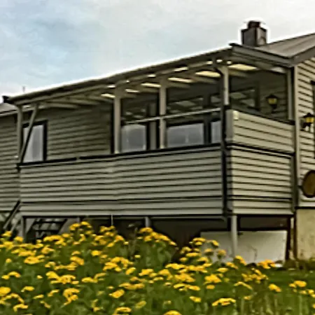 בית נופש Cozy In With House A Panoramic View Repvåg